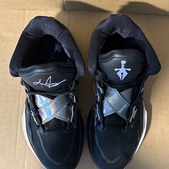 Nike Kyrie Infinity Black Concord Grape Metallic Silver CZ0204-005 Size 9.5 - Picture 3 of 4